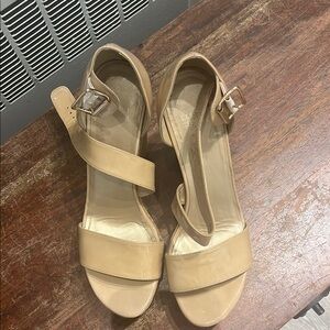 Elegant Tan Women's Sandals